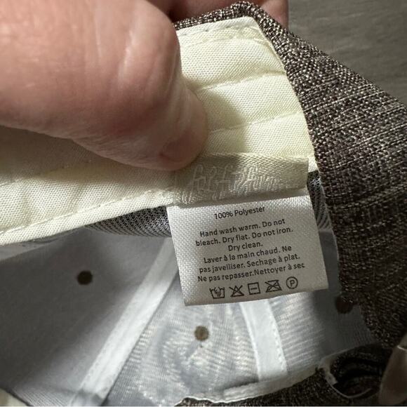 FabFitFun Heather Gray & Pink Embroidered Logo Baseball Cap Hat - Picture 6 of 6